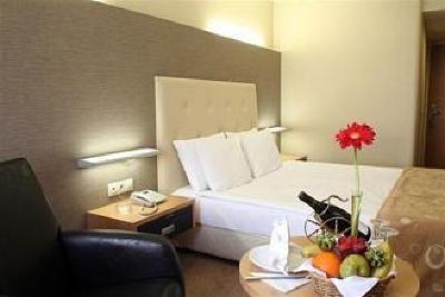 фото отеля Surmeli Hotel Ankara