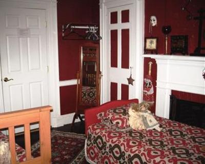 фото отеля Brookside Inn at Laurens Bed and Breakfast