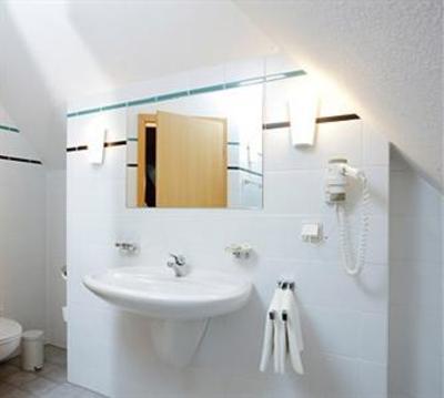 фото отеля Hotel Grune Tanne Lutherstadt Wittenberg