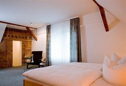 фото отеля Hotel Grune Tanne Lutherstadt Wittenberg