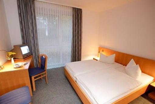 фото отеля Hotel Grune Tanne Lutherstadt Wittenberg