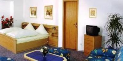фото отеля Gaestehaus Bernstein Hof Altdorf