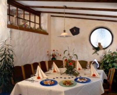 фото отеля Hotel Restaurant Haus Waldesruh Eppenbrunn
