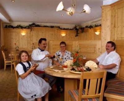 фото отеля Hotel Restaurant Haus Waldesruh Eppenbrunn