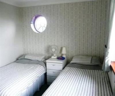 фото отеля Greystone Pool B&B Looe