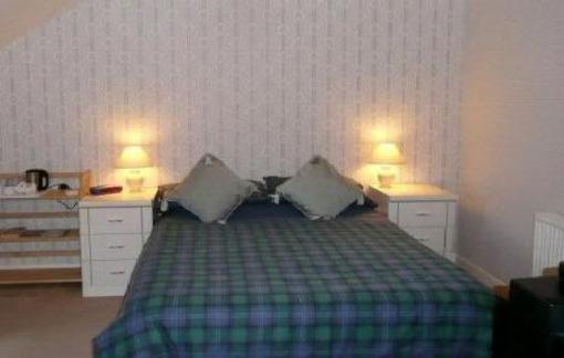 фото отеля Greystone Pool B&B Looe