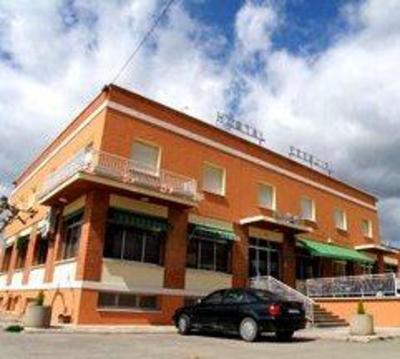 фото отеля Hostal Ezequiel