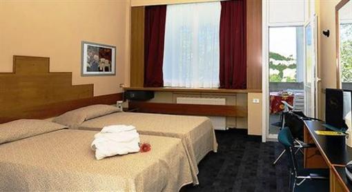 фото отеля Hotel Santoli