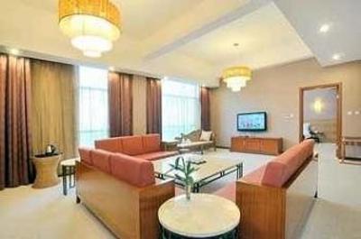 фото отеля Luanchuan Chongdu Goushuijing Hotel Luoyang