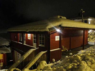 фото отеля Stryn Vandrerhjem Og Motell