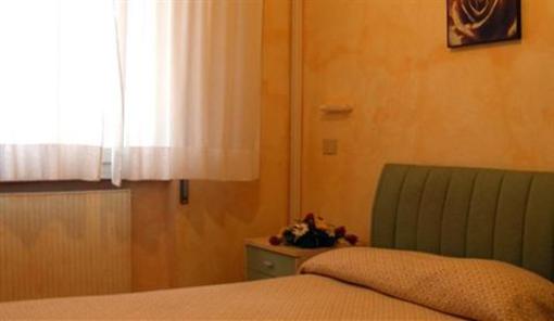 фото отеля Hotel Miramonti Massa