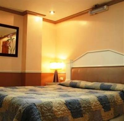 фото отеля 950 Condotel Angeles City