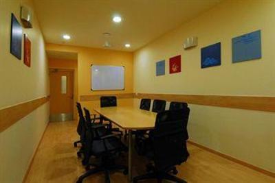 фото отеля Ginger Hotel Haridwar