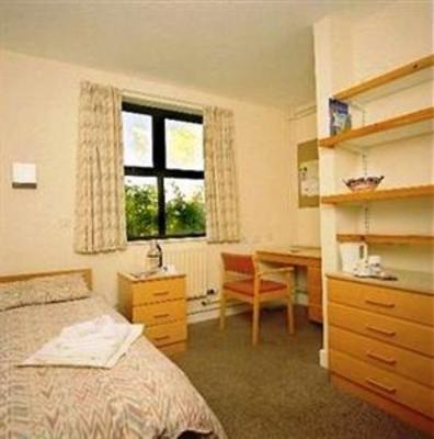 фото отеля University Of Kent - Rutherford College - Hostel