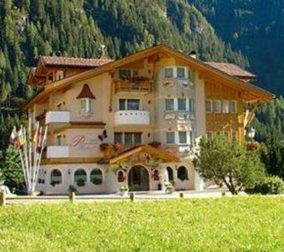 фото отеля Panorama Hotel Campitello di Fassa