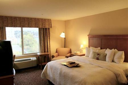 фото отеля Hampton Inn & Suites Bremerton