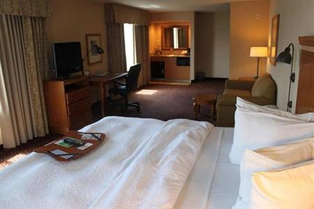 фото отеля Hampton Inn & Suites Bremerton
