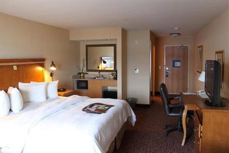 фото отеля Hampton Inn & Suites Bremerton