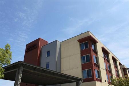 фото отеля Hampton Inn & Suites Bremerton