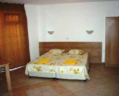 фото отеля Hotel Lazur 3