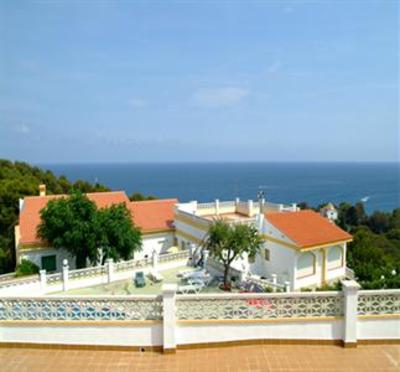 фото отеля Famara Apartamentos