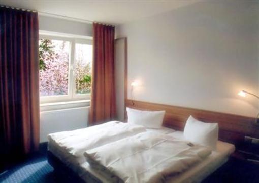 фото отеля Kolpinghaus Messehotel