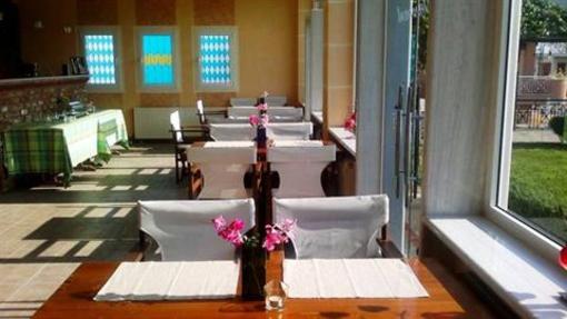 фото отеля Pfaffenhofen Pension Vrasna