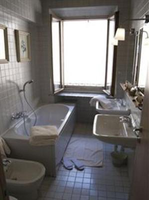 фото отеля Hotel Broletto