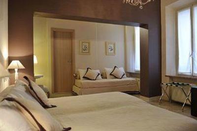 фото отеля Hotel Broletto
