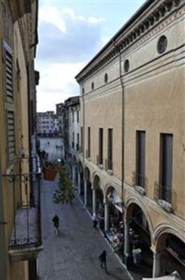 фото отеля Hotel Broletto