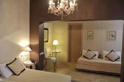 фото отеля Hotel Broletto