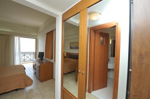 фото отеля Hotel Vriniotis