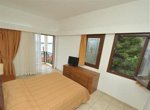 фото отеля Hotel Vriniotis