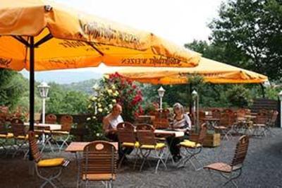 фото отеля Landgasthaus Zum Braunen Hirsch