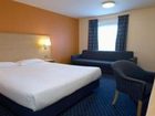 фото отеля Travelodge Leeds Bradford Airport