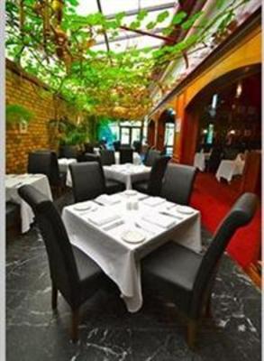 фото отеля Quality Hotel Old Adelaide