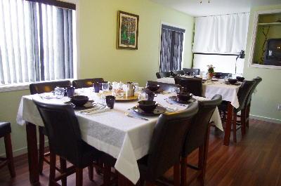 фото отеля Bells and Whistles Family Inn