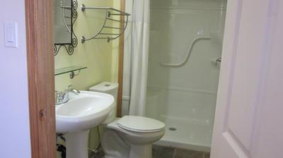 фото отеля Bells and Whistles Family Inn