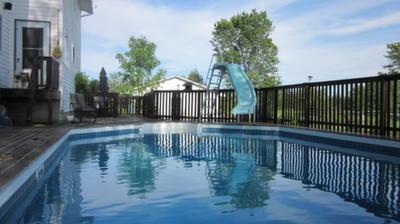 фото отеля Bells and Whistles Family Inn