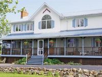 Bells and Whistles Family Inn