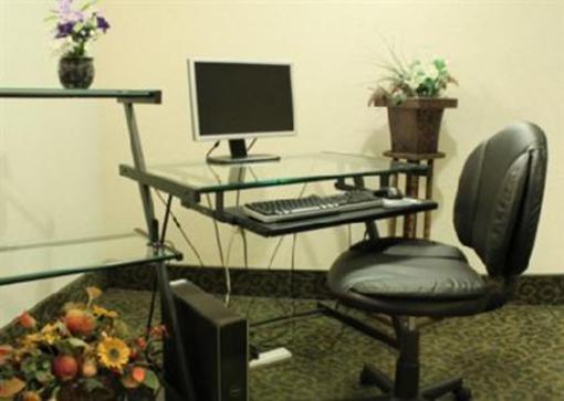 фото отеля Quality Inn Akron
