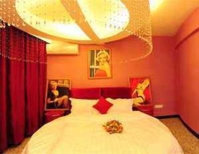 фото отеля Romantic Xijie Hotel