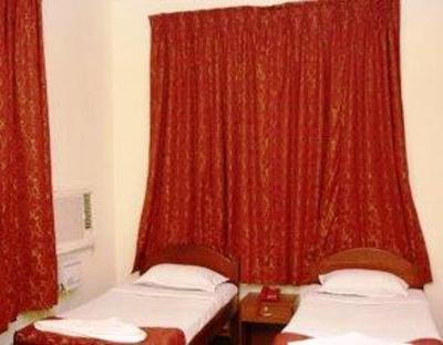 фото отеля Nakshatra Serviced Apartment Alwarpet Chennai