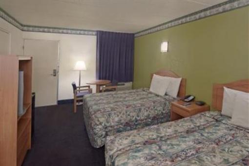 фото отеля Americas Best Value Inn Cleveland (Texas)