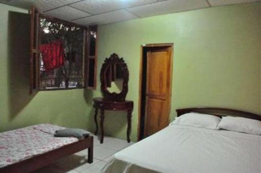 фото отеля Funky Monkey Hostal