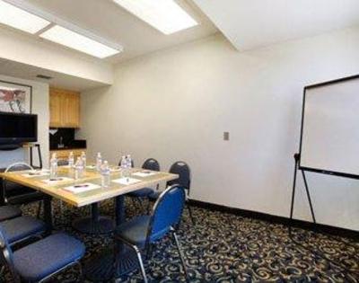 фото отеля The Ramada Williams