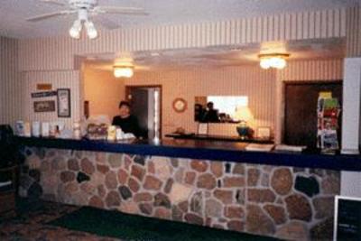 фото отеля Village Inn Waupaca