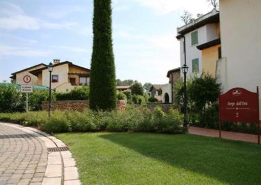 фото отеля Residence Garda Resort Village Peschiera del Garda