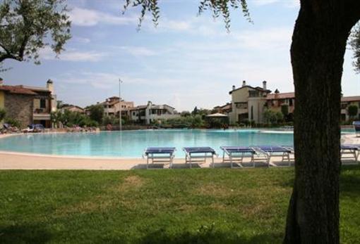 фото отеля Residence Garda Resort Village Peschiera del Garda