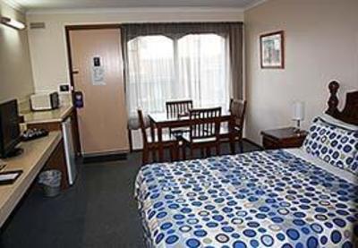 фото отеля Raglan Motor Inn